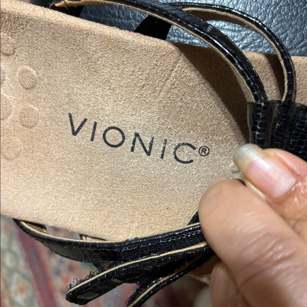 Vionic Black Textured Sandals - Picture 2 of 6